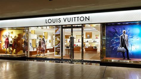 louis vuitton sawgrass mills|chestnut hill louis vuitton.